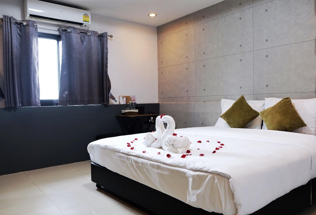 Hotel Royal Nine Kanchanaburi Exterior foto