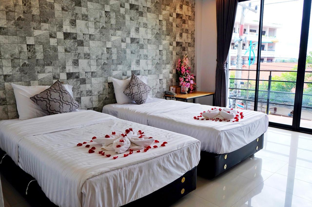 Hotel Royal Nine Kanchanaburi Exterior foto